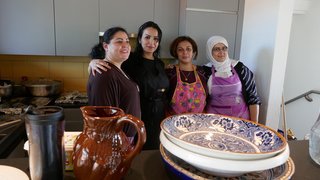 Fatima, Ghizlane, Ibtissam et Fatima: les quatre cuisinières marocaines de ce repas communautaire. 